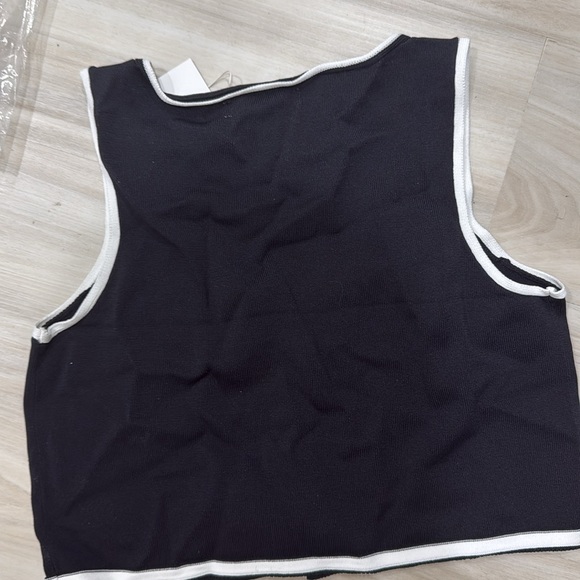 Oak & Fort - Picture 4 of 4